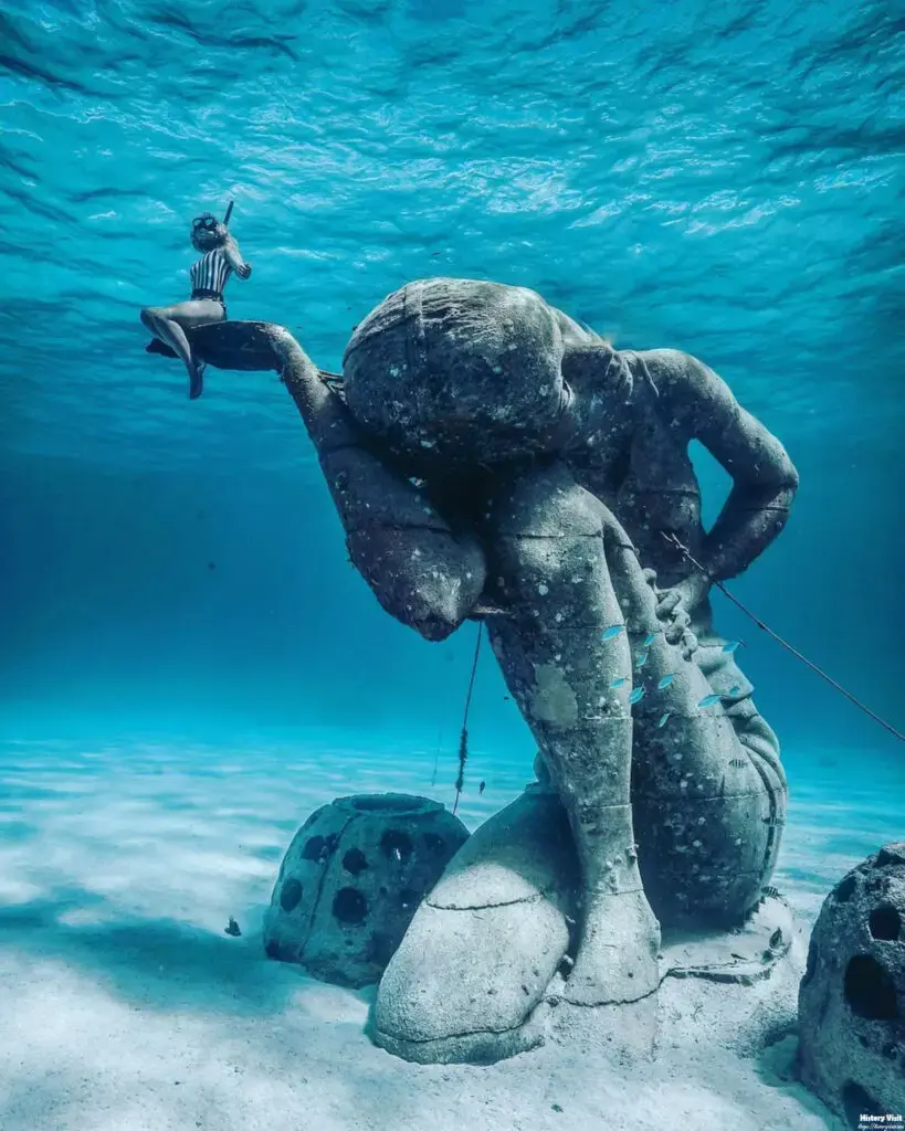 diving in nassau