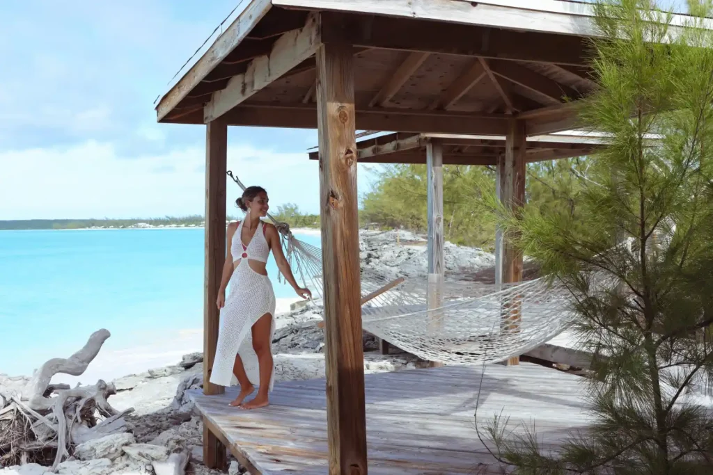 galliot cay beach long island